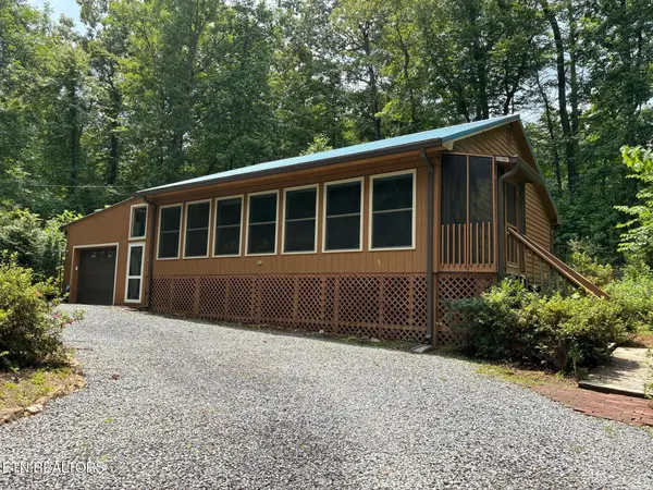 3375 Rocky Ridge Rd, Cosby, TN 37722