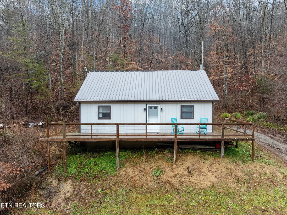 7300 Snake Hollow Rd, Sneedville, TN 37869 - #1