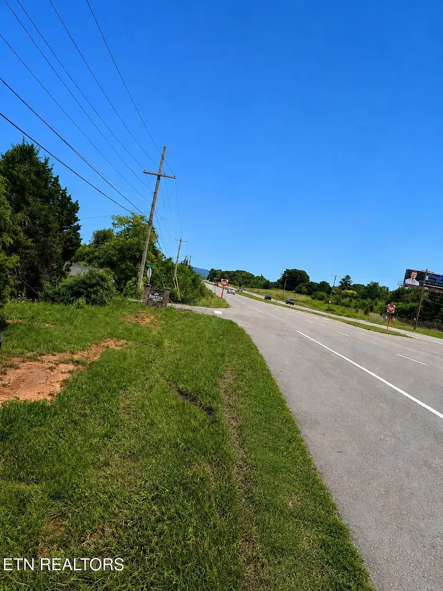 6997, 6989 W Andrew Johnson, 111 Britton Hwy, Talbott, TN 37877 - #2