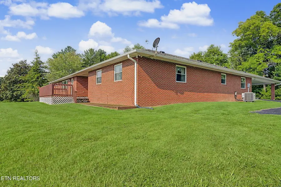 10890 Warrensburg Rd, Midway, TN 37809 - #2