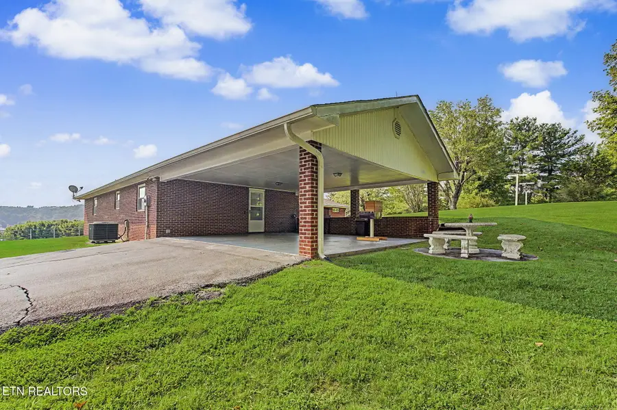 10890 Warrensburg Rd, Midway, TN 37809 - #3