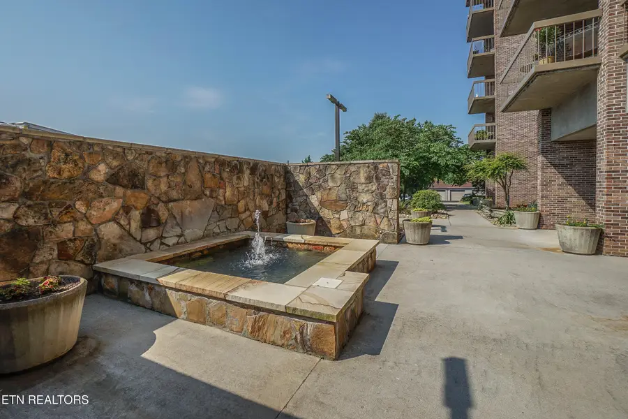 611 Regal Tower, Maryville, TN 37804 - #3