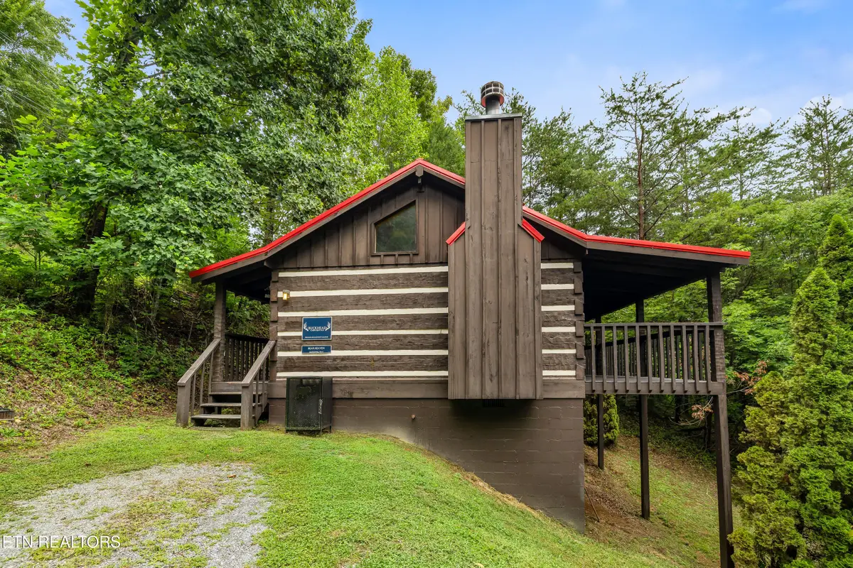 2320 Foxwell Way, Sevierville, TN 37876 - #1