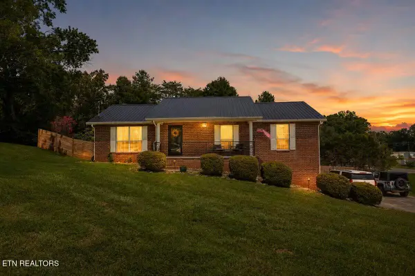 136 Grace Circle, Clinton, TN 37716