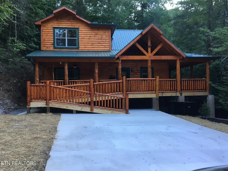 2606 Bear Crossing Way, Sevierville, TN 37862 - #3