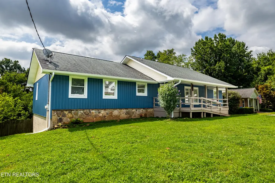 5848 Solar Drive, Knoxville, TN 37921 - #2