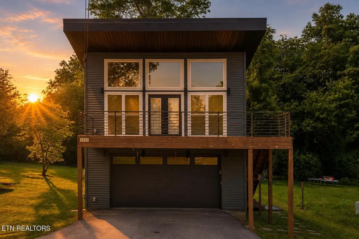 2717 Peachtree St, Knoxville, TN 37920 - #1