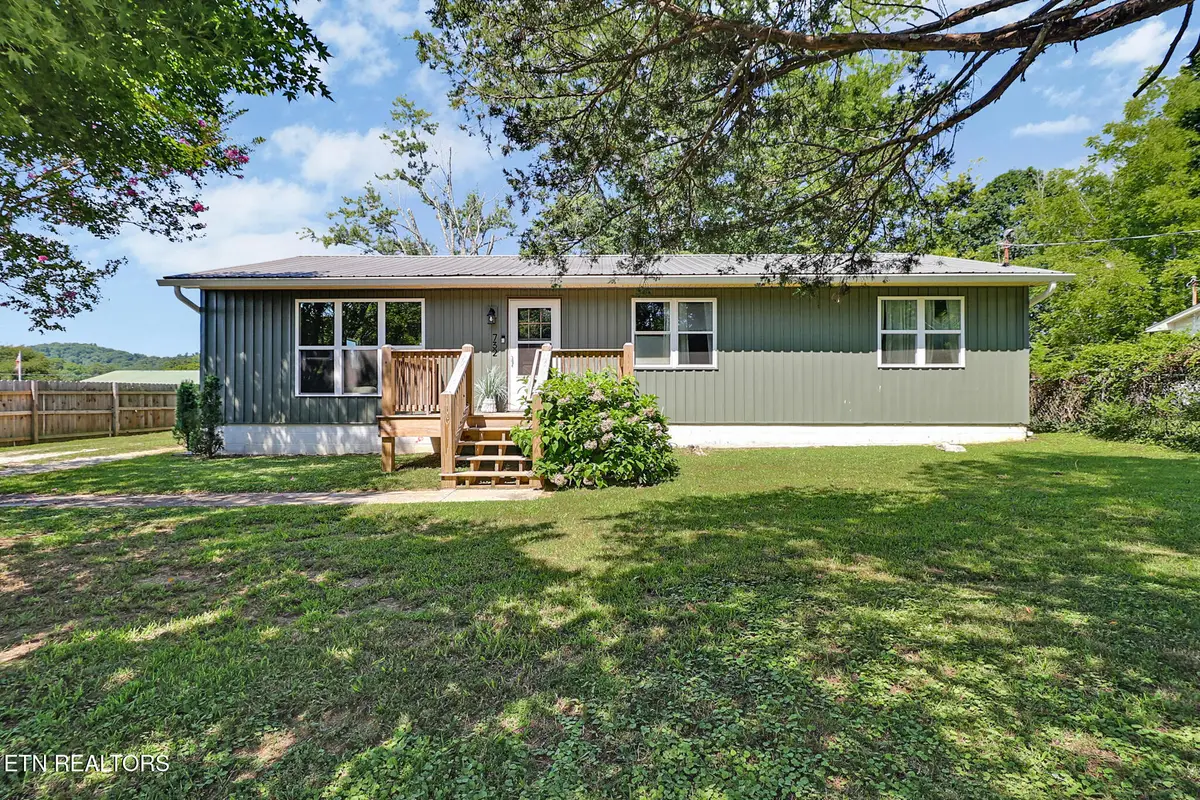 732 Paint Rock Ferry Rd, Kingston, TN 37763 - #1