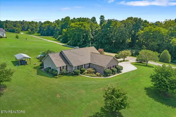 105 County Road 7130, Athens, TN 37303