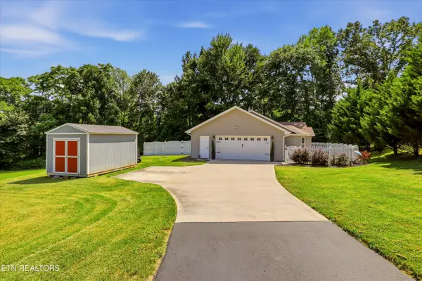 2526 Peach Orchard Rd, Maryville, TN 37803