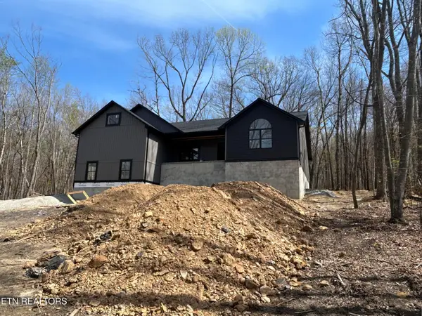 633 Icy Cove Tr, Monterey, TN 38574