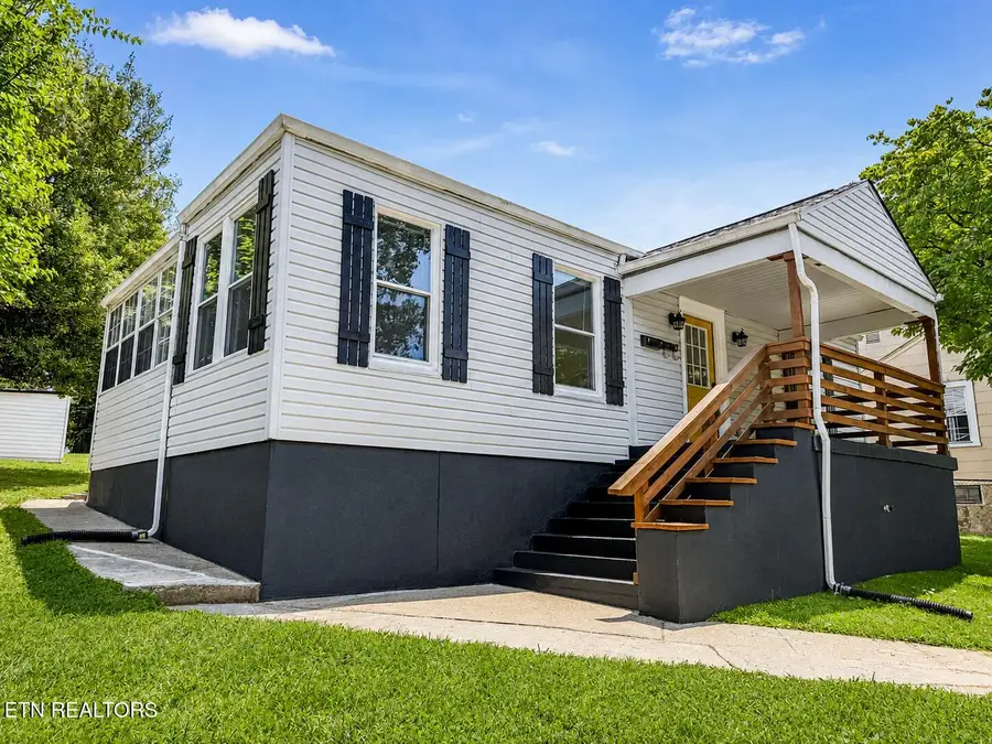 416 E Churchwell Ave #1 & 2, Knoxville, TN 37917 - #2