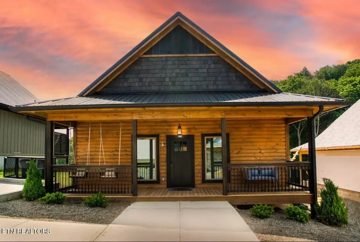 568 Warbonnet Way, Pigeon Forge, TN 37863 - #1