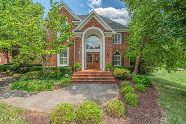 1840 Regents Park Rd, Knoxville, TN 37922