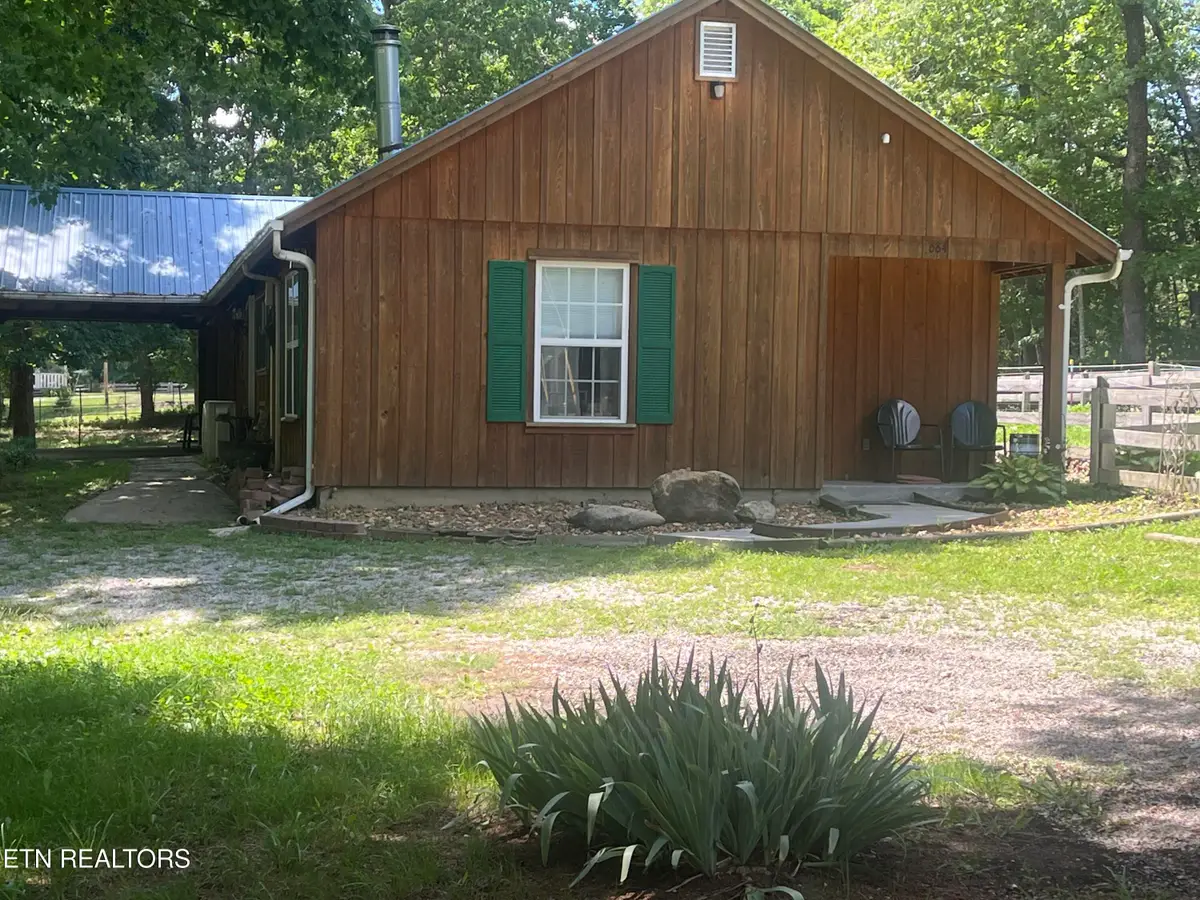 684 Spruce Creek Drive, Jamestown, TN 38556 - #1