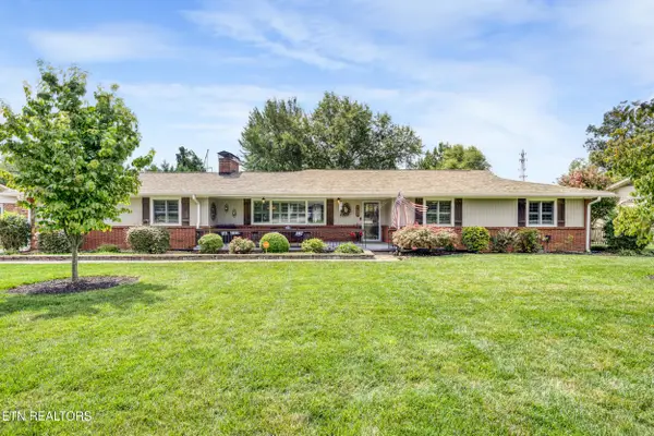 7404 Sheffield Drive, Knoxville, TN 37909