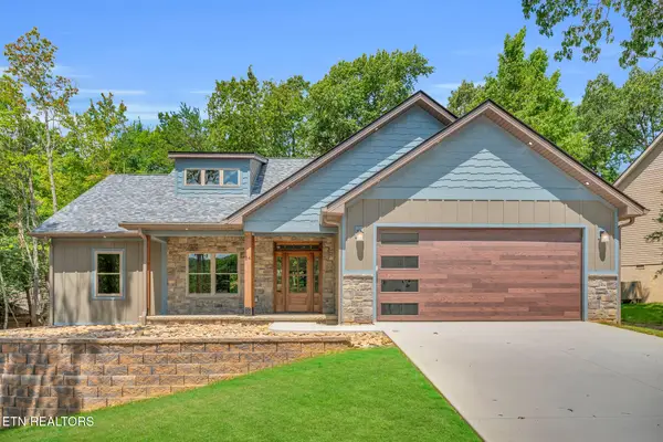 24 Bacham Lane, Crossville, TN 38558