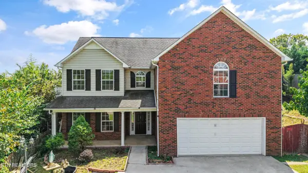 1227 Oak Haven Rd, Knoxville, TN 37932