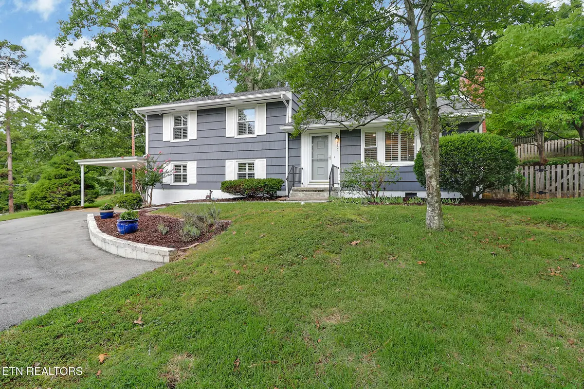 526 Delaware Ave, Oak Ridge, TN 37830 - #1
