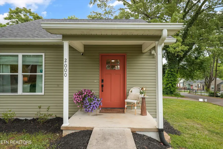 2000 Seminole Ave, Knoxville, TN 37915 - #2