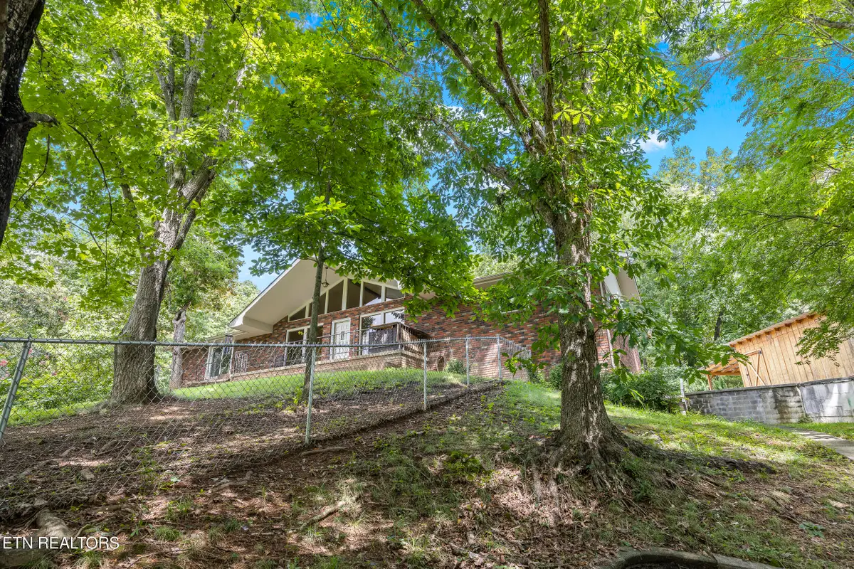 744 Lee Circle, Sevierville, TN 37862 - #1
