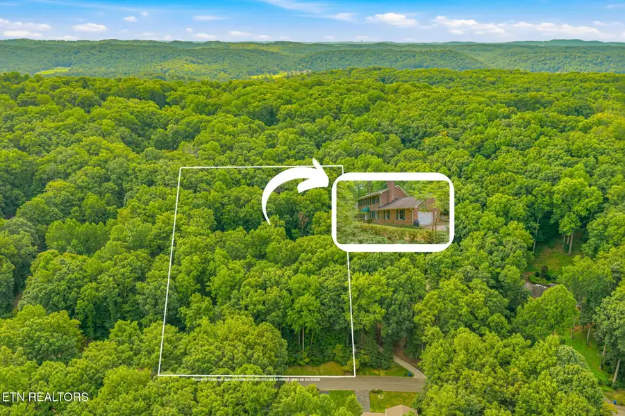 1130 W Outer Drive, Oak Ridge, TN 37830 - #2