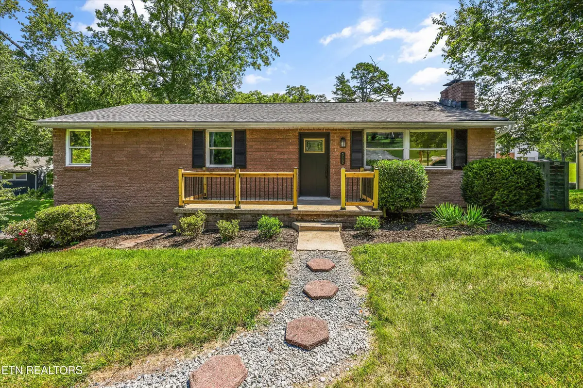 312 Stone Rd, Knoxville, TN 37920 - #1