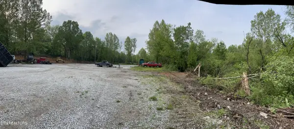 13583 Scott Hwy, Helenwood, TN 37755