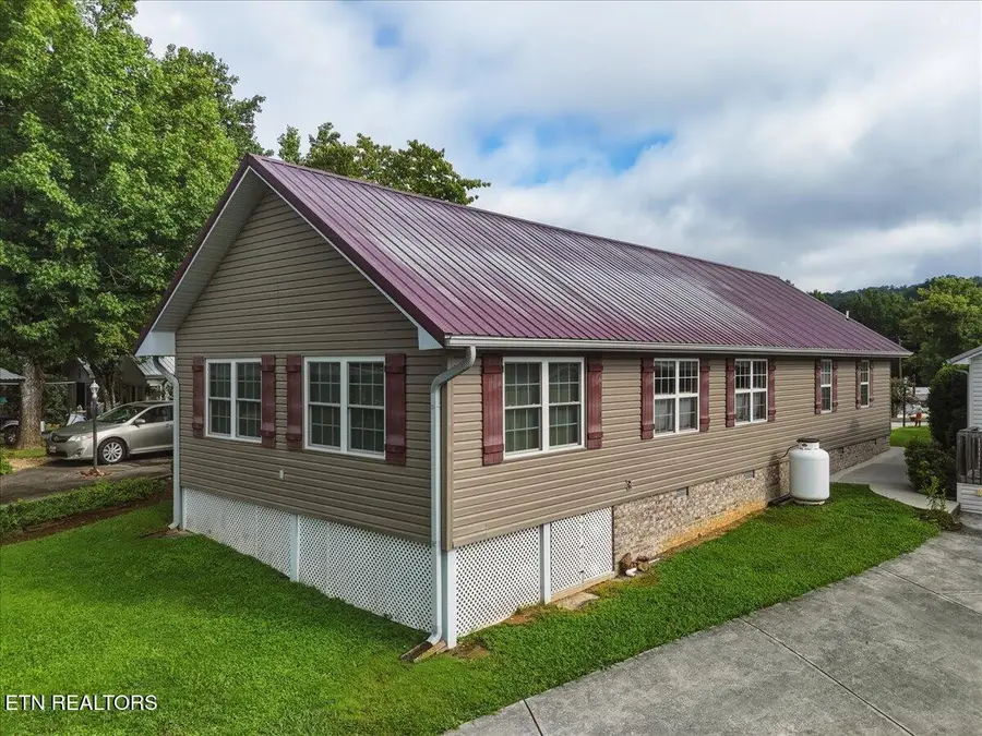 856 Peacock Ridge Drive, Townsend, TN 37882 - #3