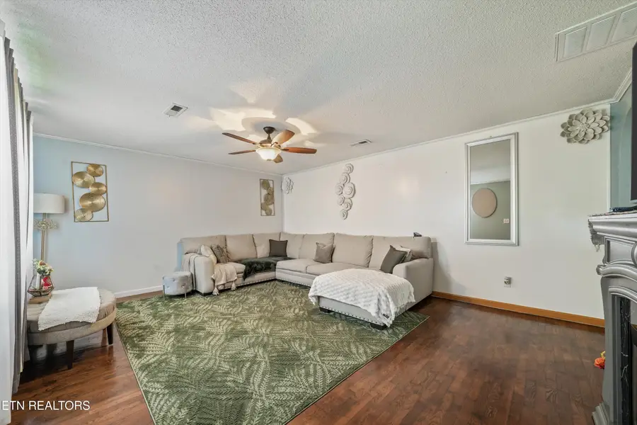 4618 Central View Rd, Knoxville, TN 37912 - #3