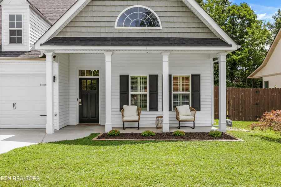 566 Hillside Lane, Lenoir City, TN 37771 - #3