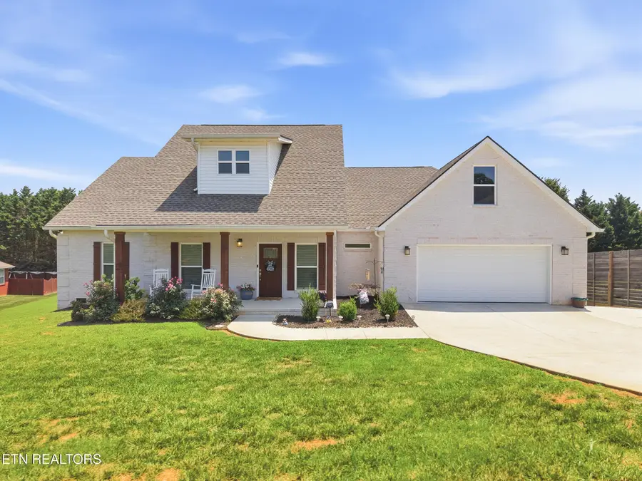 1220 Houston Springs Rd, Greenback, TN 37742 - #2