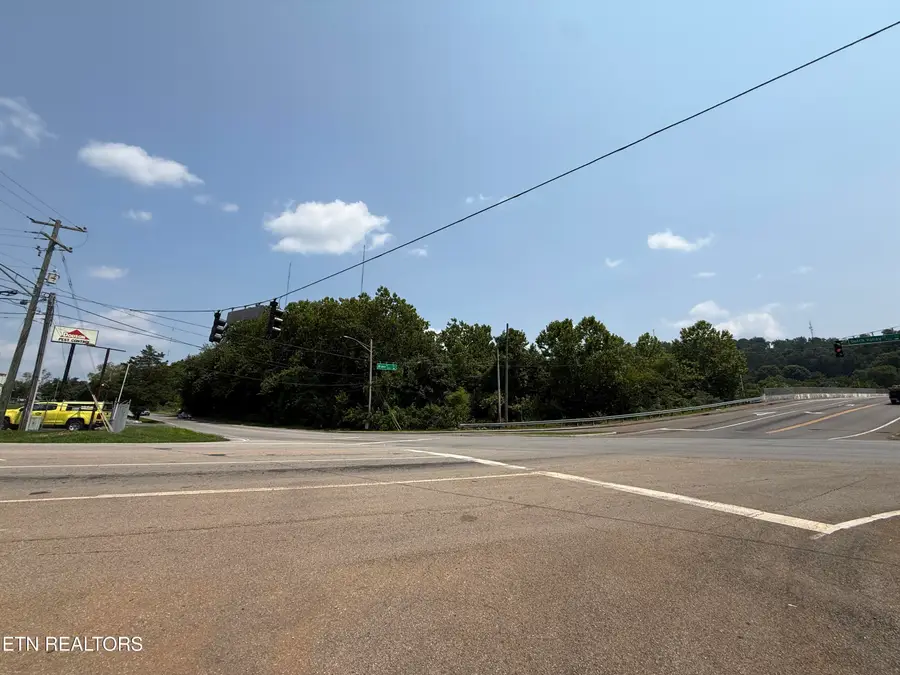 0 Dutch Valley, Knoxville, TN 37918 - #2