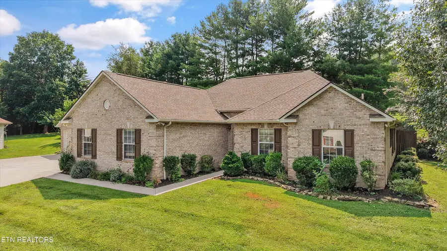 2393 Conners Creek Circle, Knoxville, TN 37932 - #2