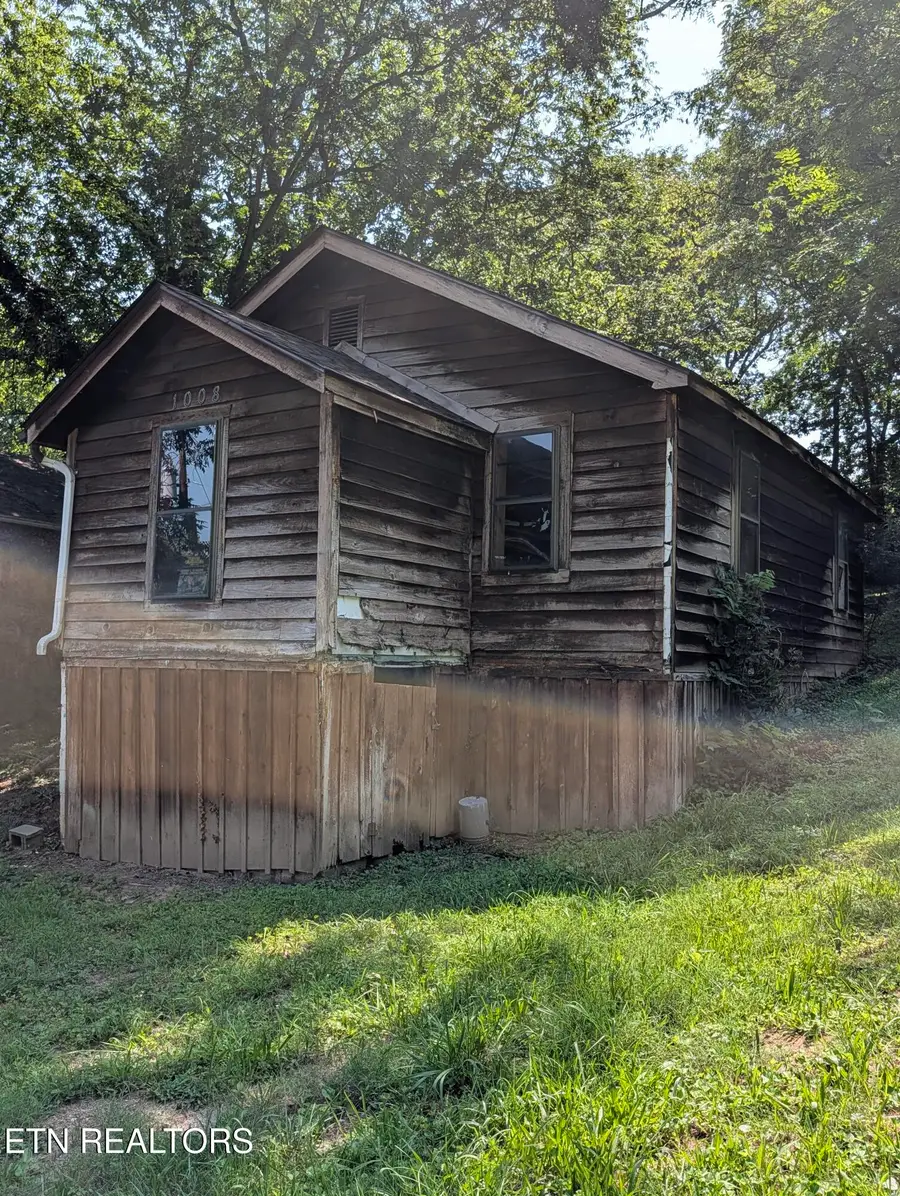 1008 Mynders Ave, Maryville, TN 37801 - #2