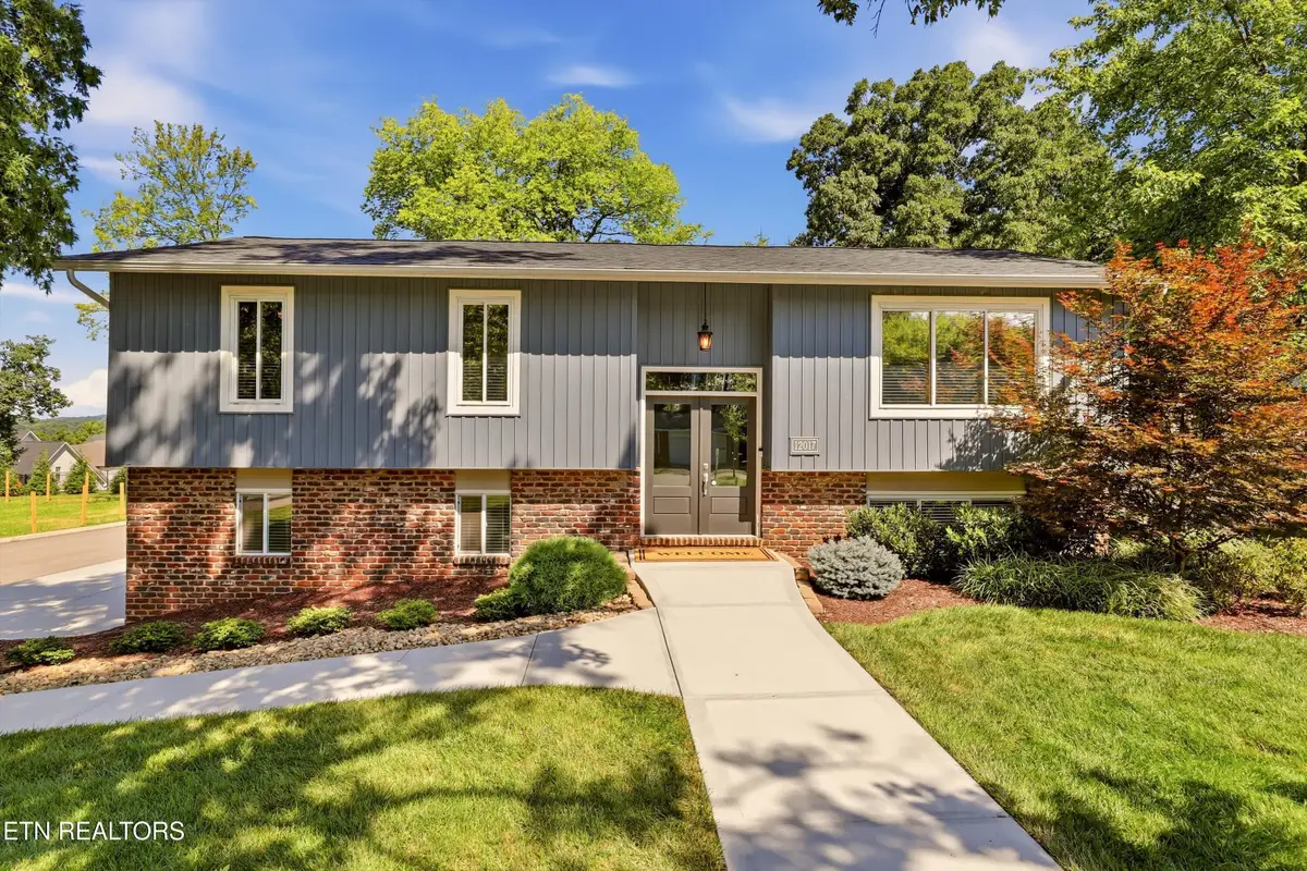 12017 W Kings Gate Rd, Knoxville, TN 37934 - #1