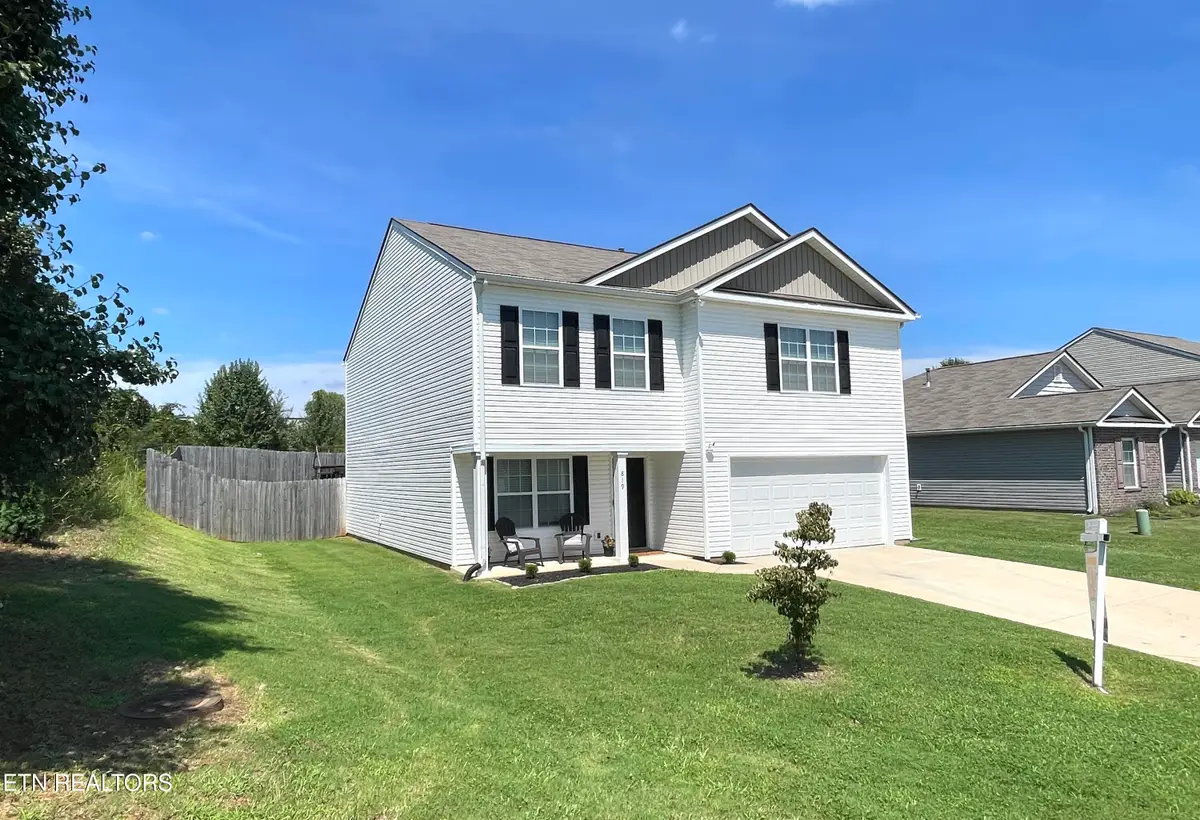 819 Old Towne Loop Drive, Seymour, TN 37865 - #1