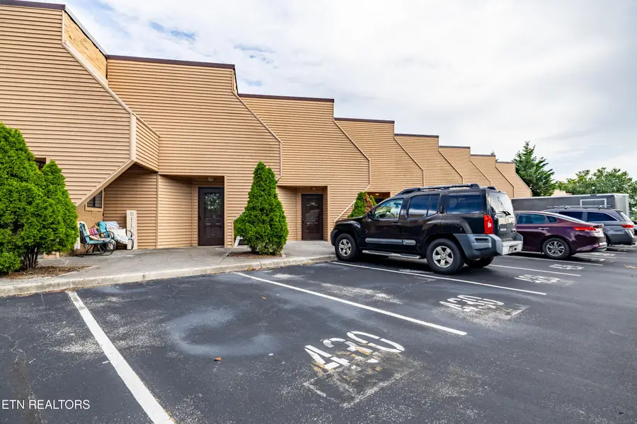 430 Olympia Drive, Maryville, TN 37804 - #3