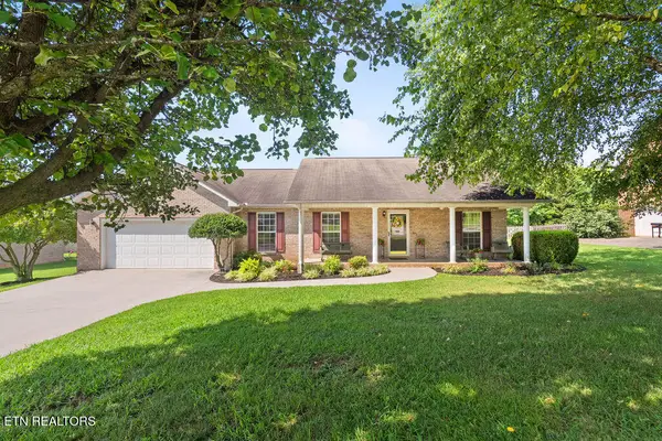 1105 Summerfield Drive, Maryville, TN 37801