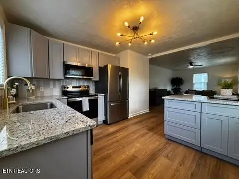 2119 Lawson Ave, Knoxville, TN 37917 - #2