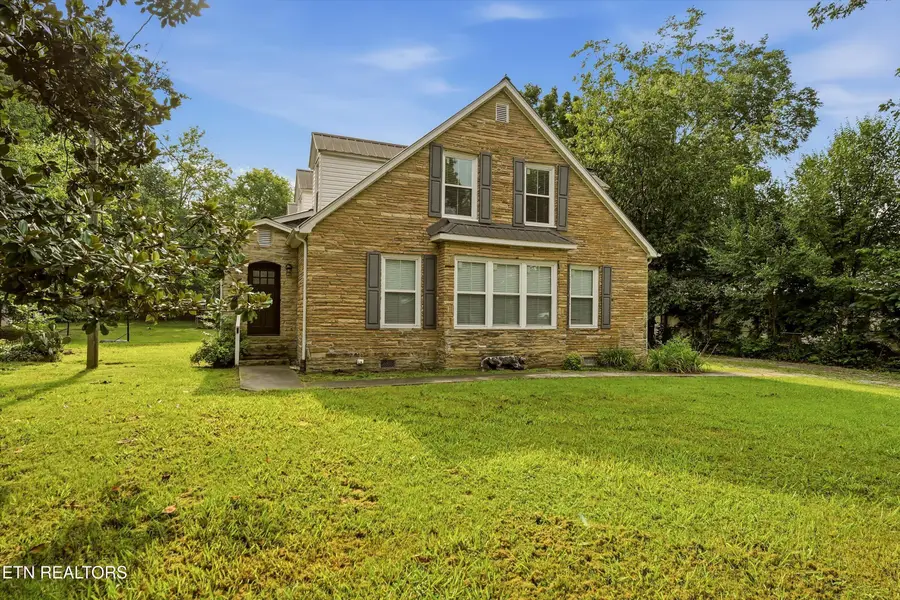 531 N Tellico St, Madisonville, TN 37354 - #2