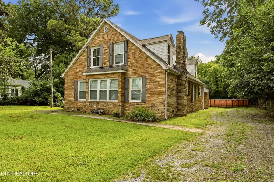 531 N Tellico St, Madisonville, TN 37354 - #3