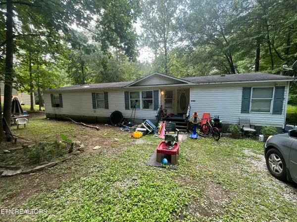 8133 Paradise Drive, Powell, TN 37849