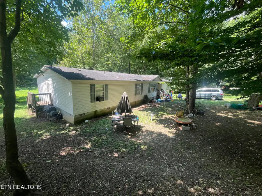 8133 Paradise Drive, Powell, TN 37849 - #3
