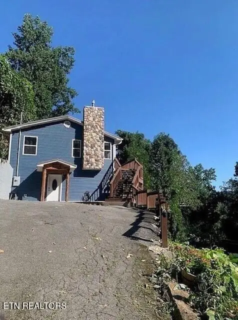 230 Silverbell Lane, Gatlinburg, TN 37738