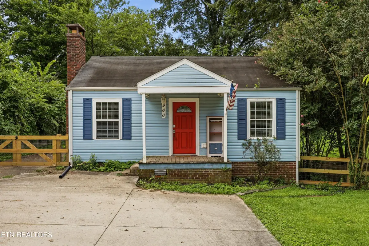 966 Poplar St, Alcoa, TN 37701 - #1