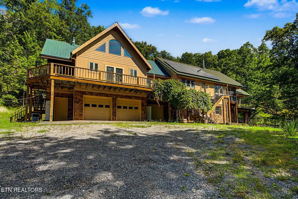 1231 Vardy Blackwater Rd, Sneedville, TN 37869 - #1