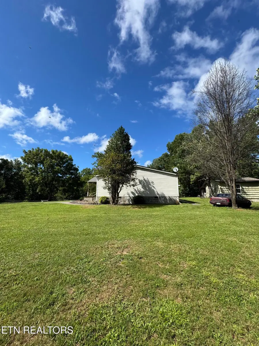 3636 Big Ridge Rd, Oneida, TN 37841 - #2