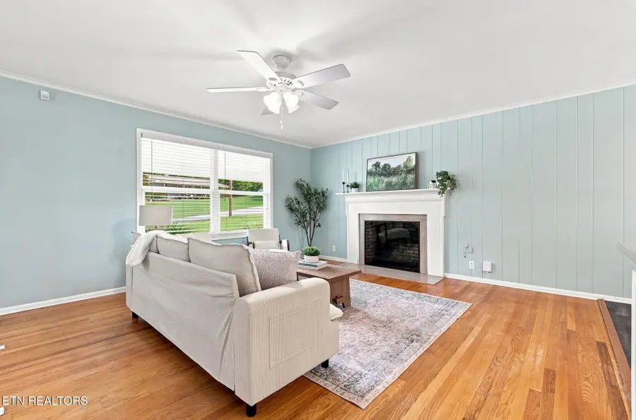 217 Clearfield Rd, Knoxville, TN 37922 - #3