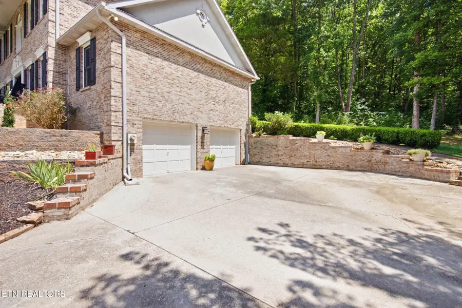 6809 Resolute Rd, Knoxville, TN 37918 - #3